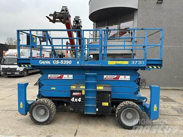 Genie GS5390 RT Nacele cu brat articulat