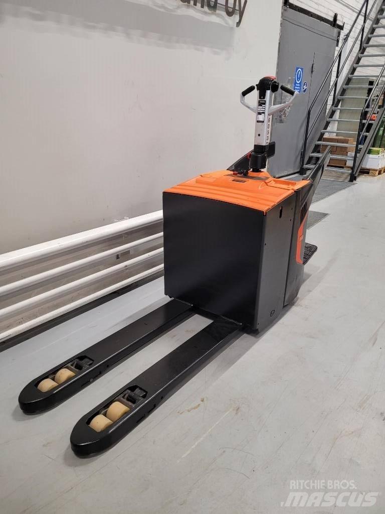 Rocla TPS20 Transpaleta cu platforma