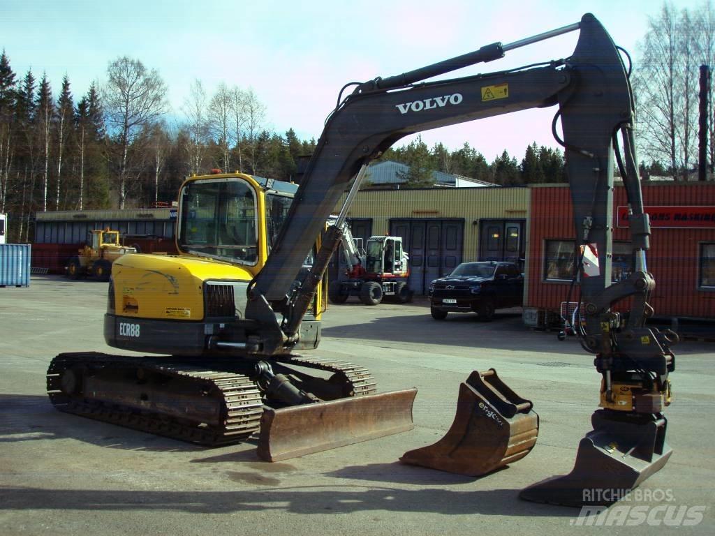Volvo ECR 88 Excavatoare 7t - 12t