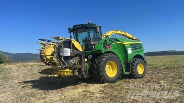 John Deere 8600 Forajere cu autopropulsare