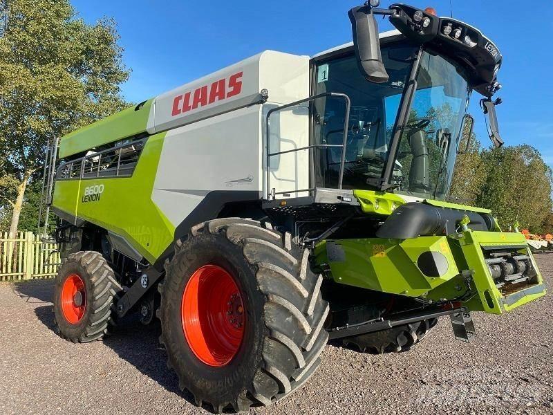 CLAAS LEXION 8600 Combine de secerat