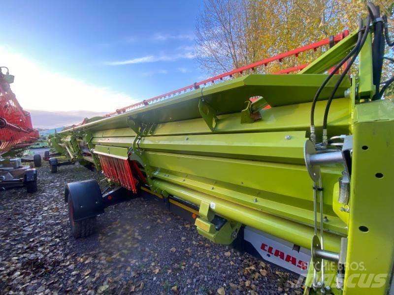 CLAAS LEXION 8600 Combine de secerat