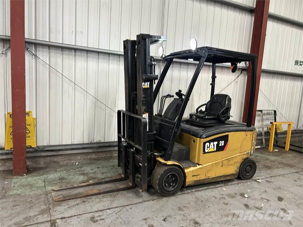 CAT EP20PN Stivuitor electric