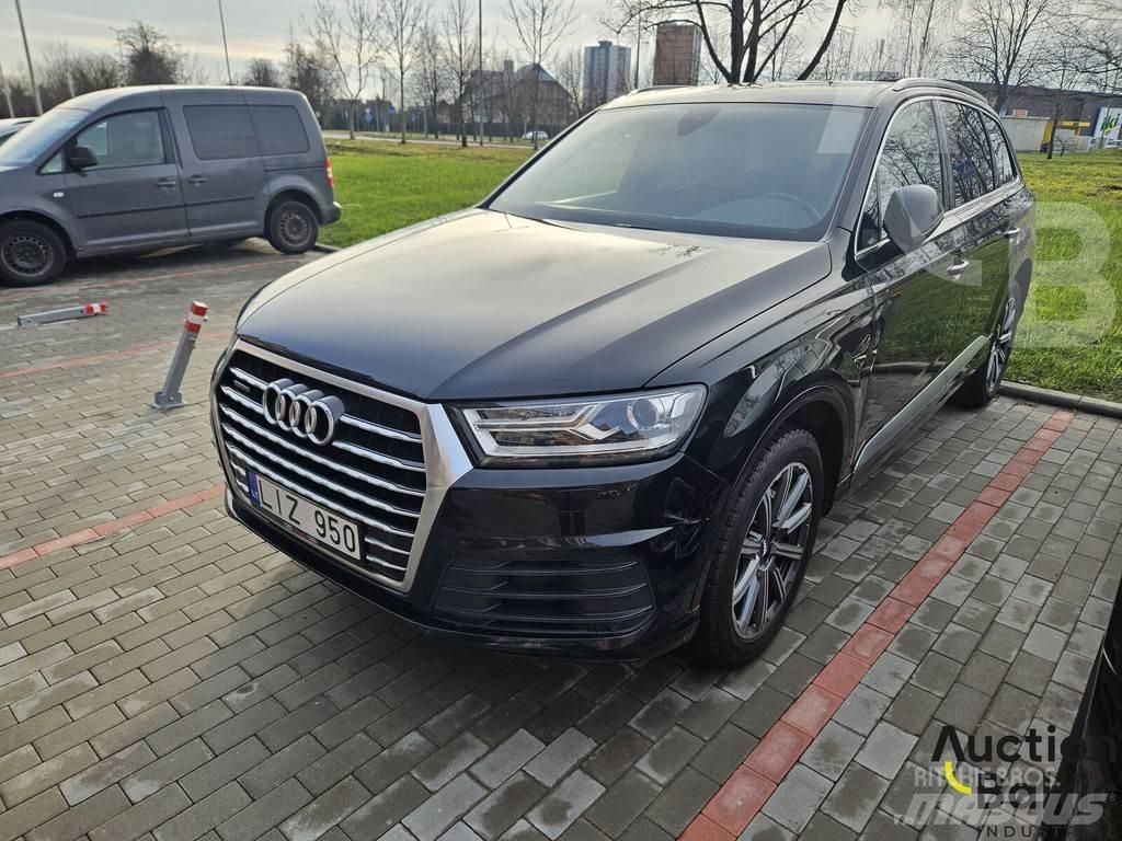 Audi Q7 Masini