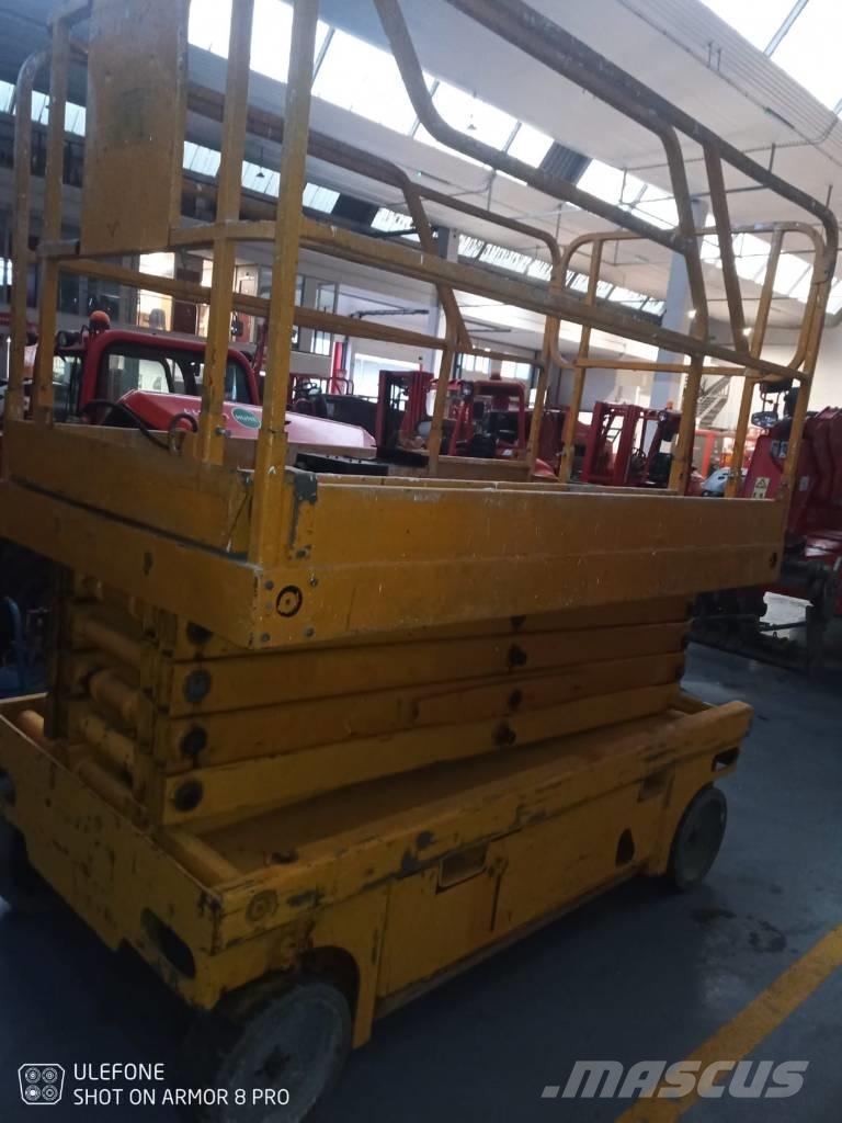 Haulotte Compact 12 Platforme foarfeca