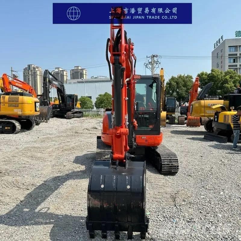 Kubota KX 155 Excavatoare pe șenile
