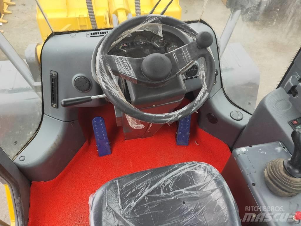 SDLG 936L Incarcator pe pneuri