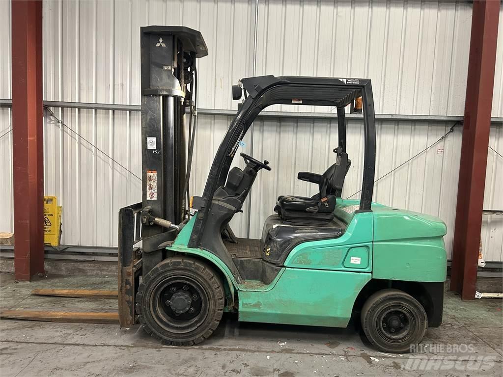 Mitsubishi FD35NT Stivuitor diesel