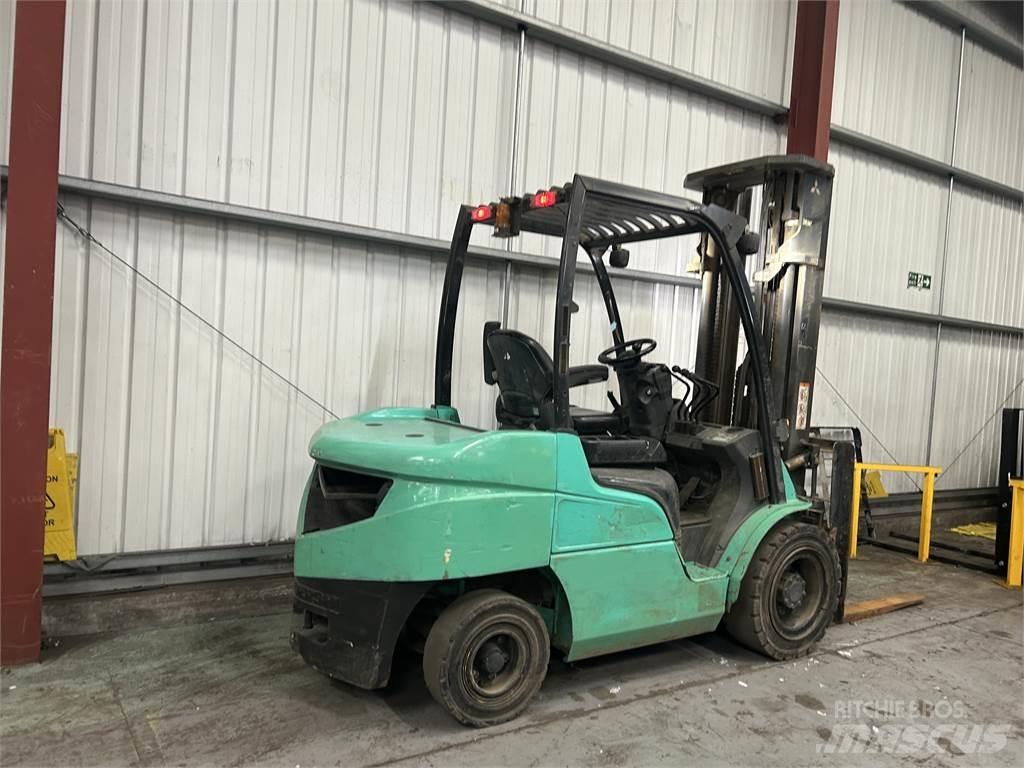 Mitsubishi FD35NT Stivuitor diesel
