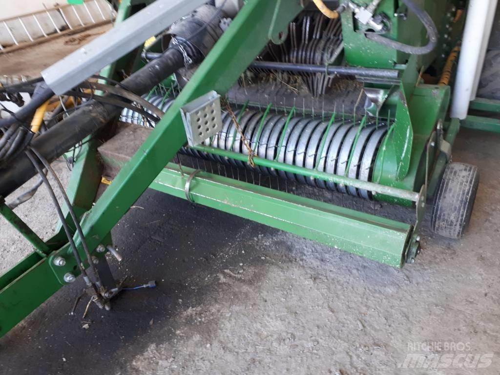 Agronic 1302 RR Masina de balotat cilindric
