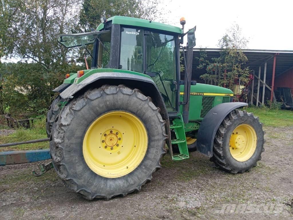 John Deere 6910 Tractoare