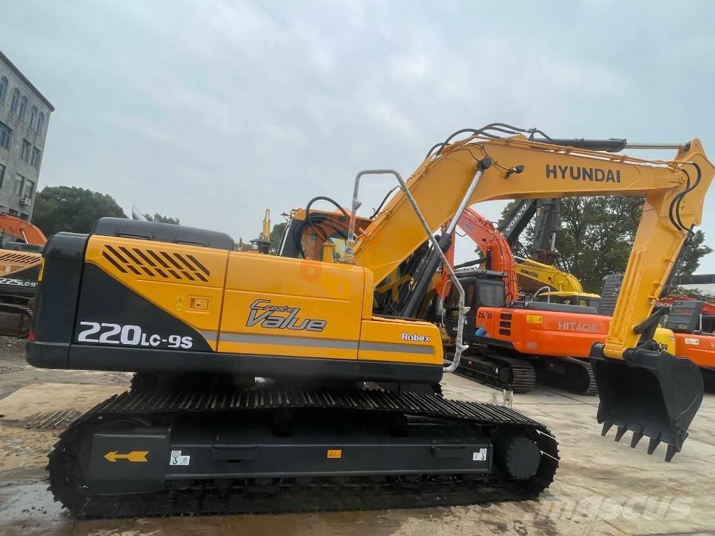 Hyundai Robex 225 Excavatoare pe șenile

