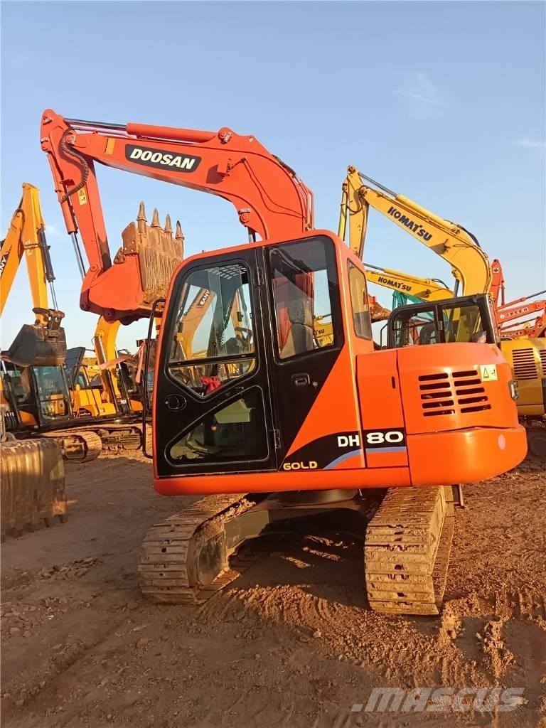 Doosan DH 80 G Excavatoare 7t - 12t