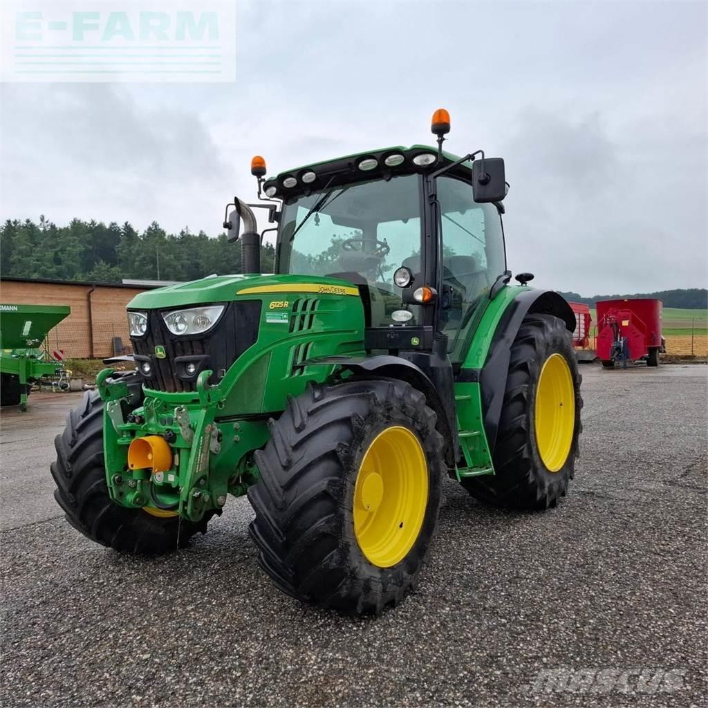 John Deere 6125 R Tractoare
