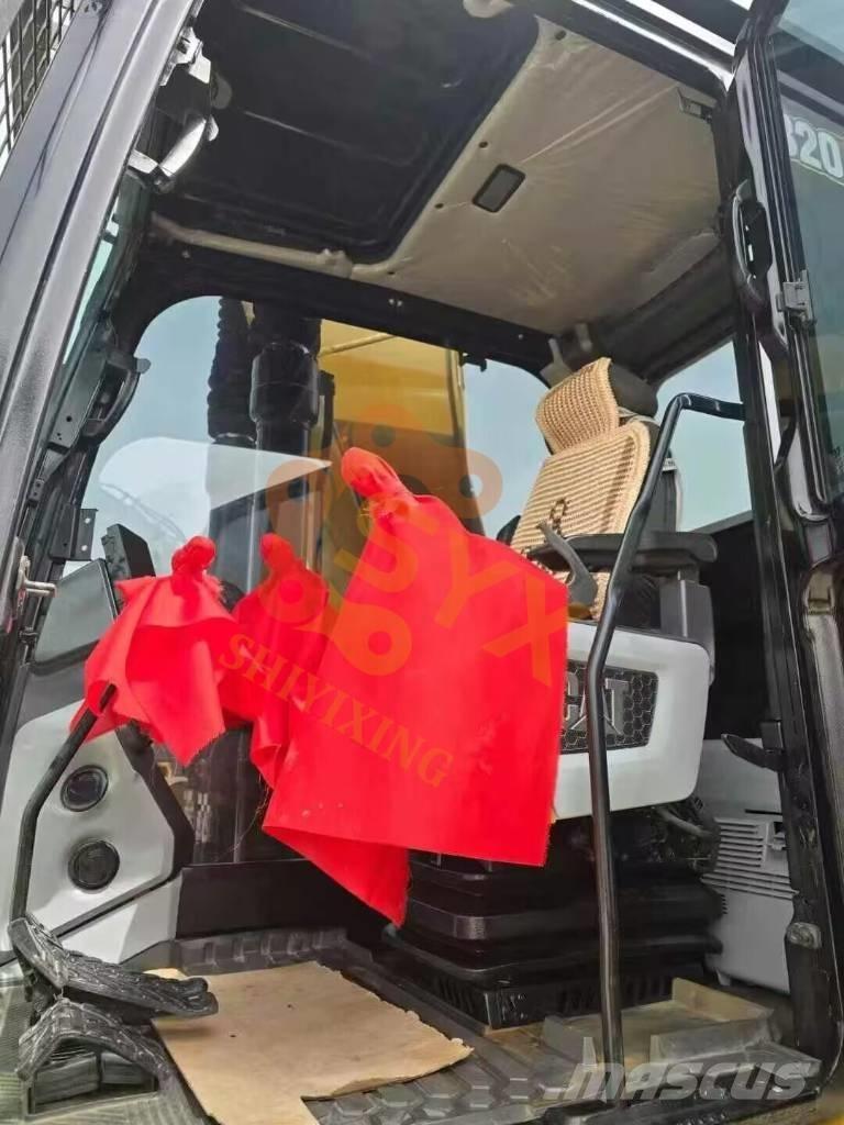 CAT 320NG Excavatoare pe șenile
