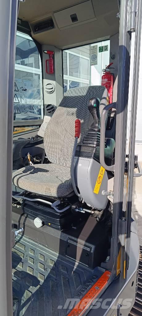 Volvo ECR88D Excavatoare 7t - 12t