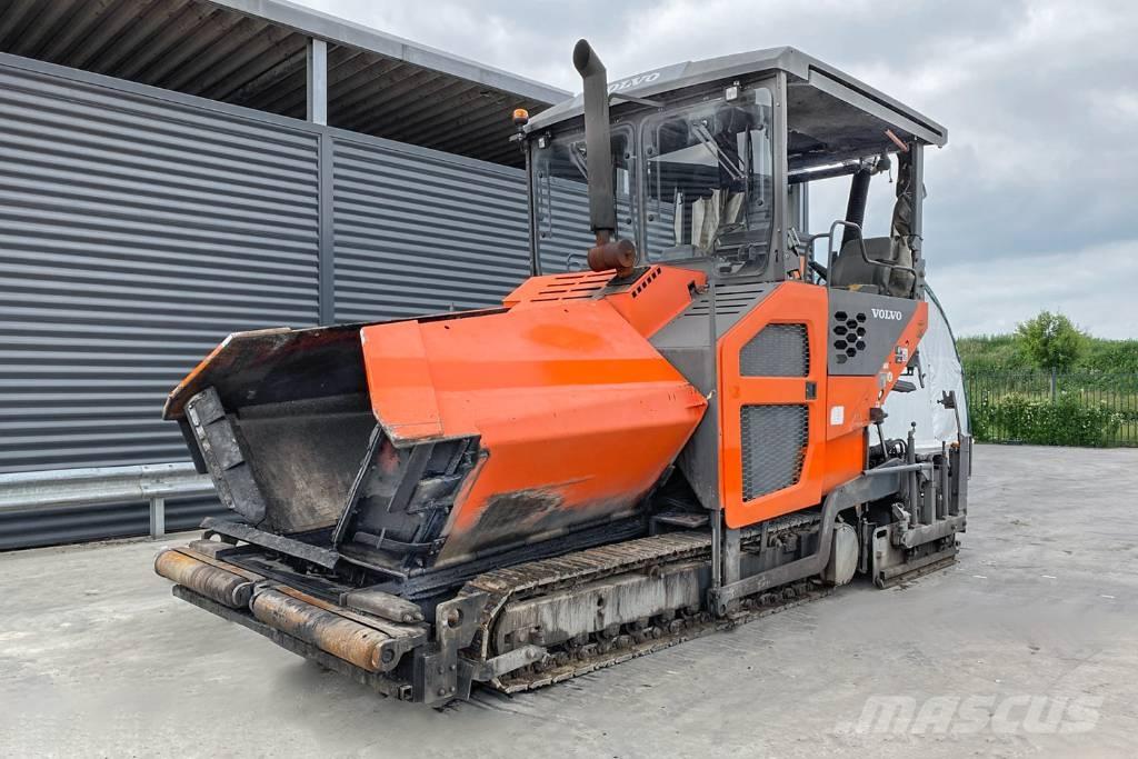 Volvo P7820C Pavatoare asfalt