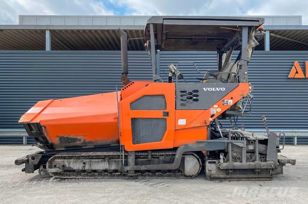 Volvo P7820C Pavatoare asfalt