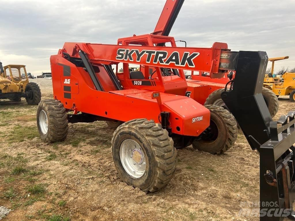SkyTrak 5028 Stivuitoare telescopice