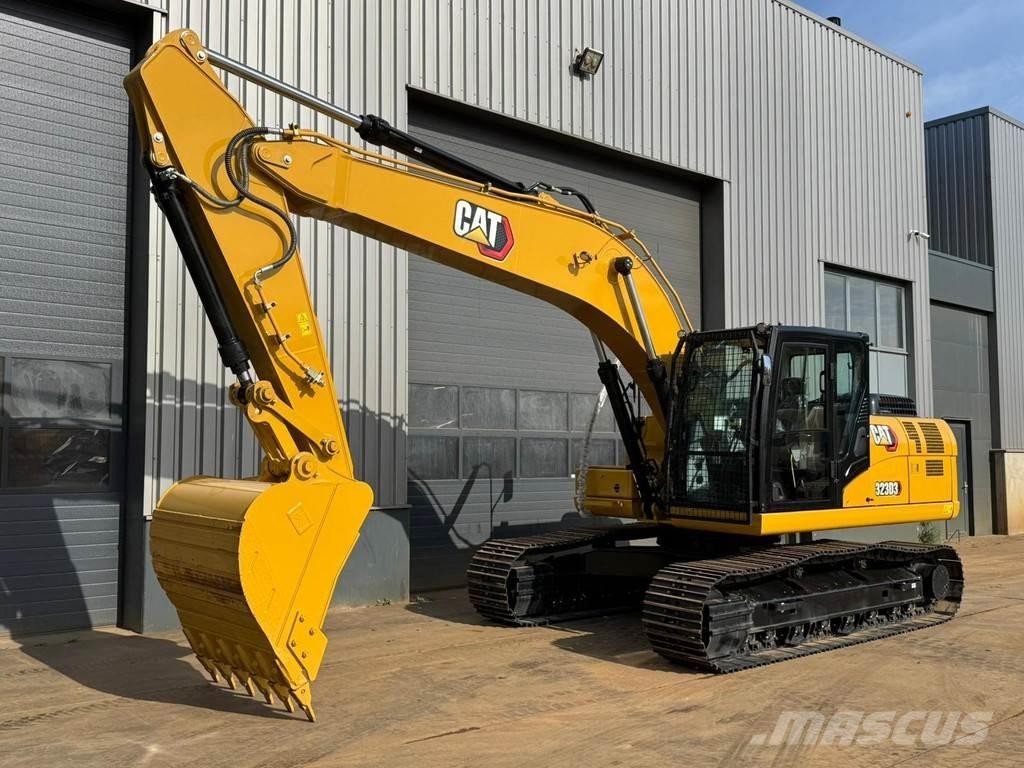 CAT 323D3 Excavatoare pe șenile
