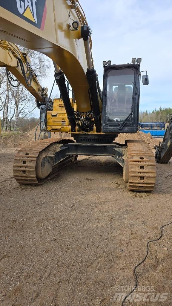 CAT 352 F Excavatoare pe șenile
