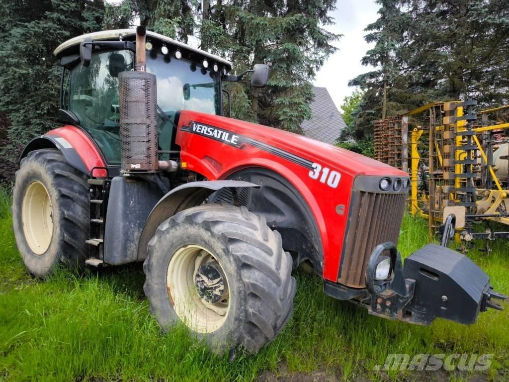 Versatile 310 Tractoare
