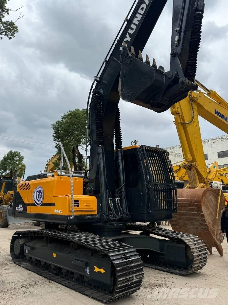 Hyundai HX220HD Excavatoare pe șenile
