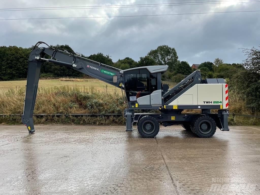 Terex Ecotec TWH224 Paleta de manipulare