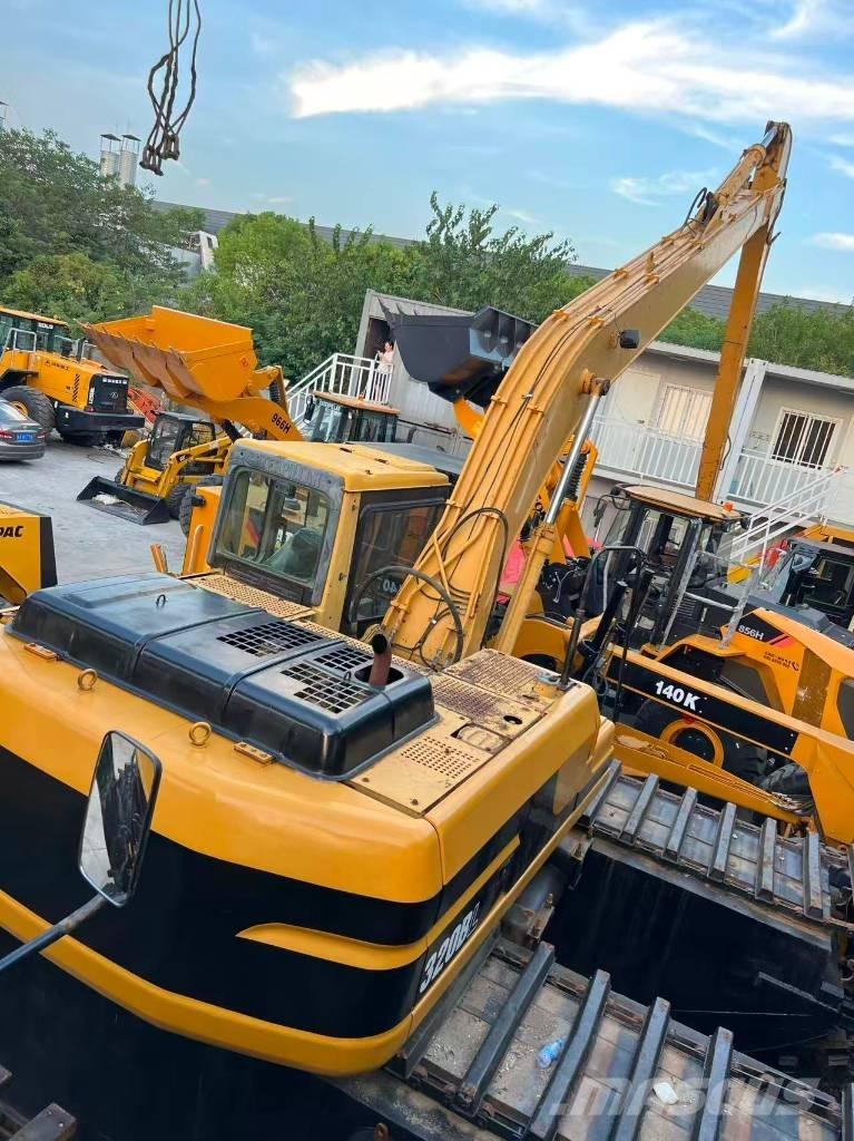 CAT 320 B L Excavator amfibiu
