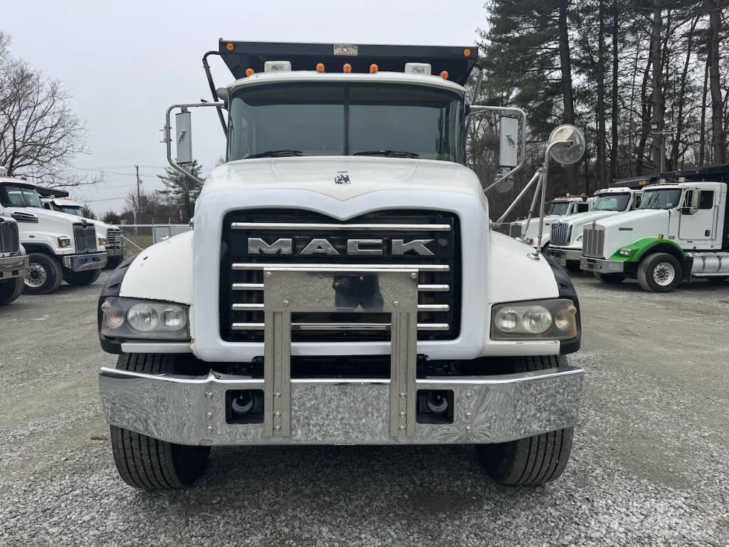 Mack CTP 713 Autobasculanta