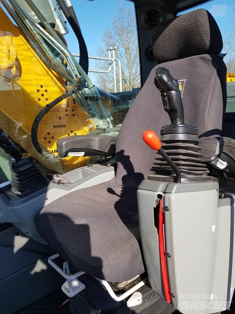 Liebherr R922 Excavatoare pe șenile
