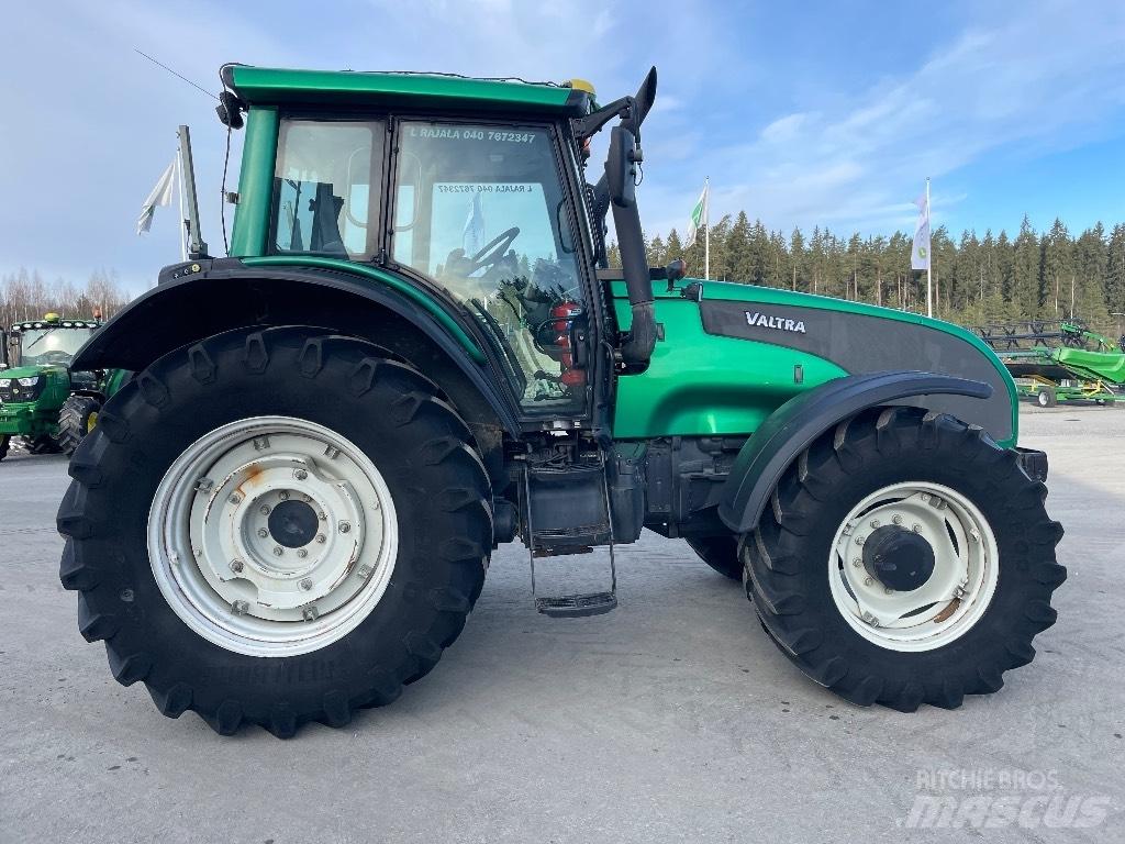 Valtra T 151 Tractoare