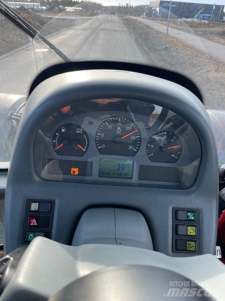 Valtra T151 Tractoare