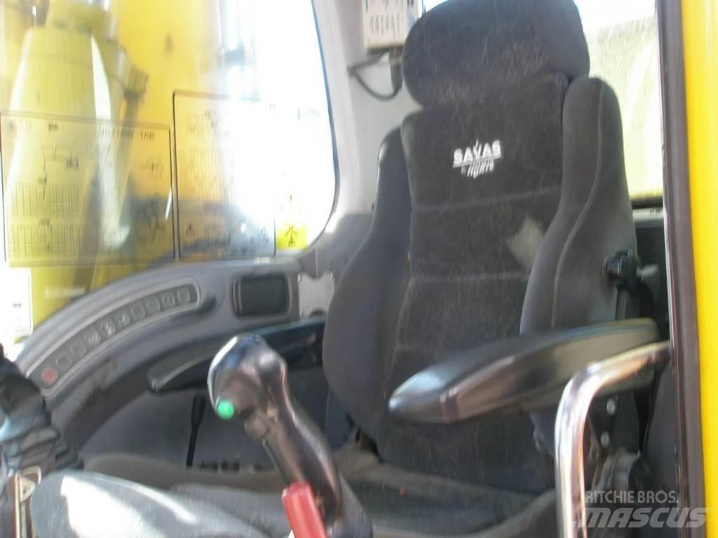 JCB JS175W Excavatoare cu roti