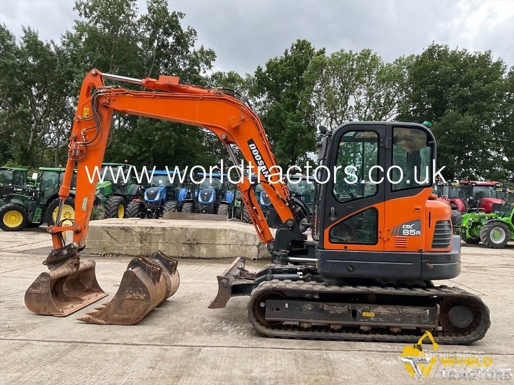 Doosan DX 85 R-3 Excavatoare 7t - 12t