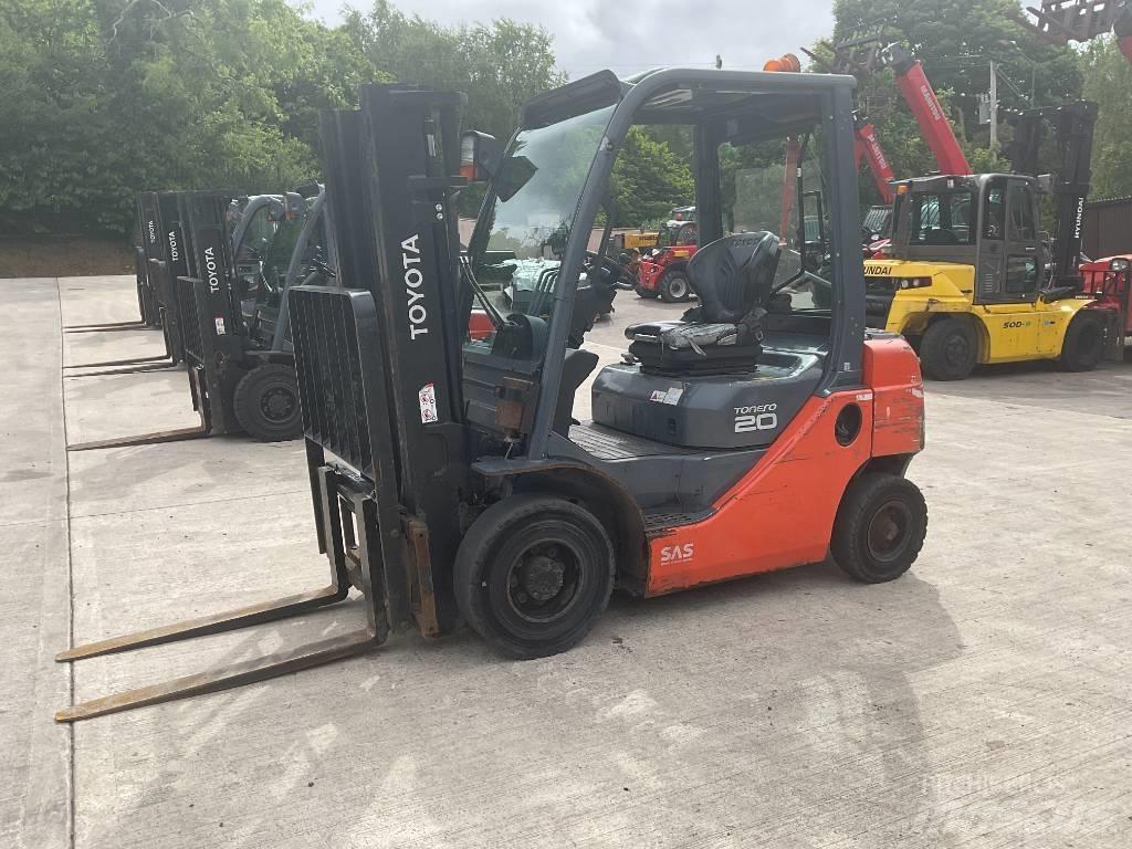Toyota 02-8 FDF 20 Stivuitor diesel