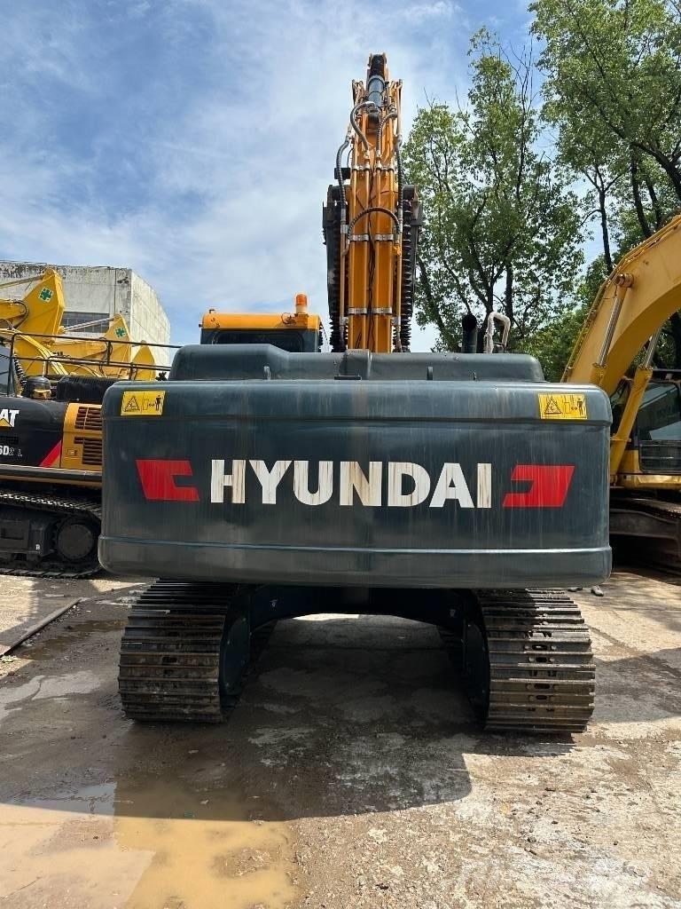 Hyundai 220LC-9S Excavatoare pe șenile
