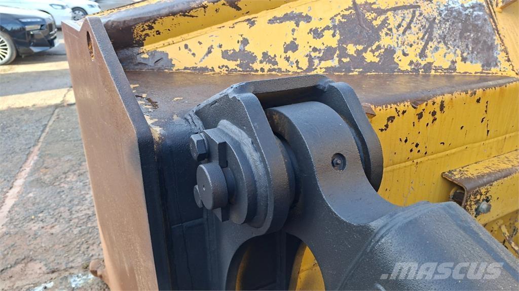 CAT D8T Utilaje construcții - Altele