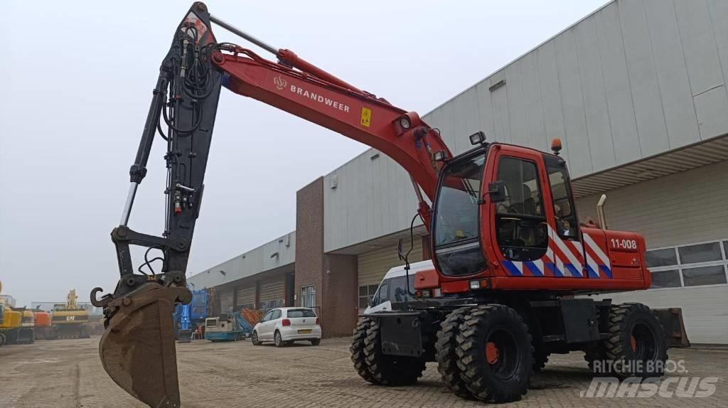 Fiat-Hitachi EX135W Excavatoare cu roti
