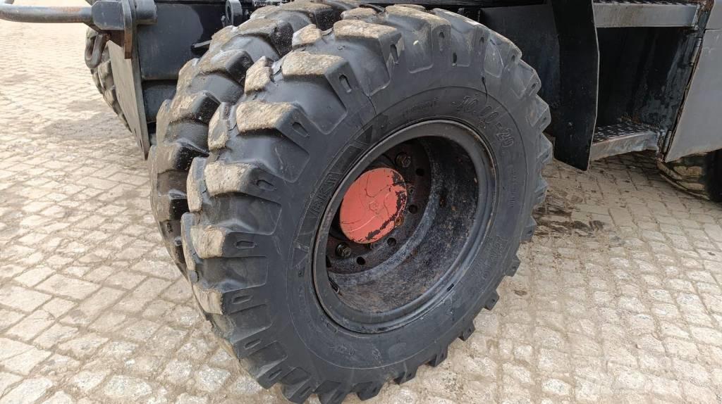 Fiat-Hitachi EX135W Excavatoare cu roti