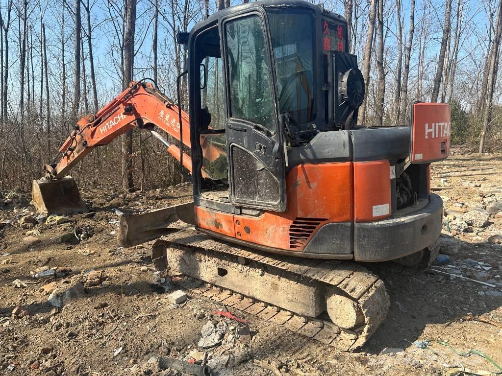 Hitachi ZX50 Excavatoare pe șenile
