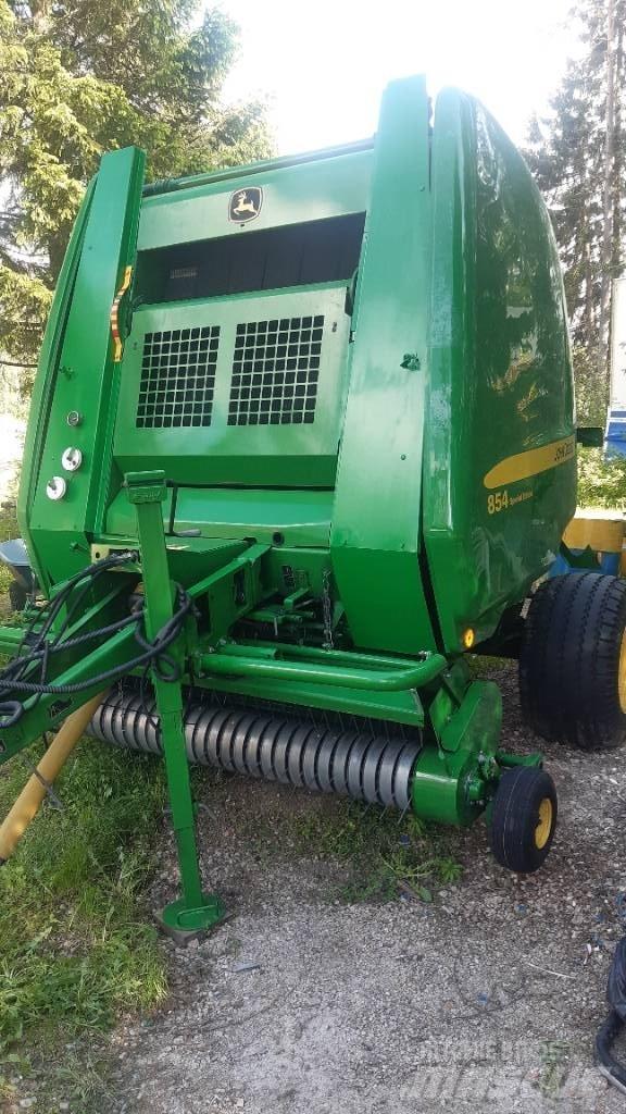 John Deere 854 Masina de balotat cilindric