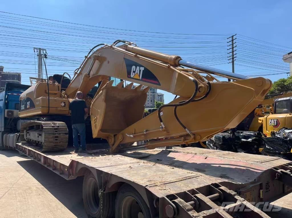 CAT 320 C L Excavatoare pe șenile
