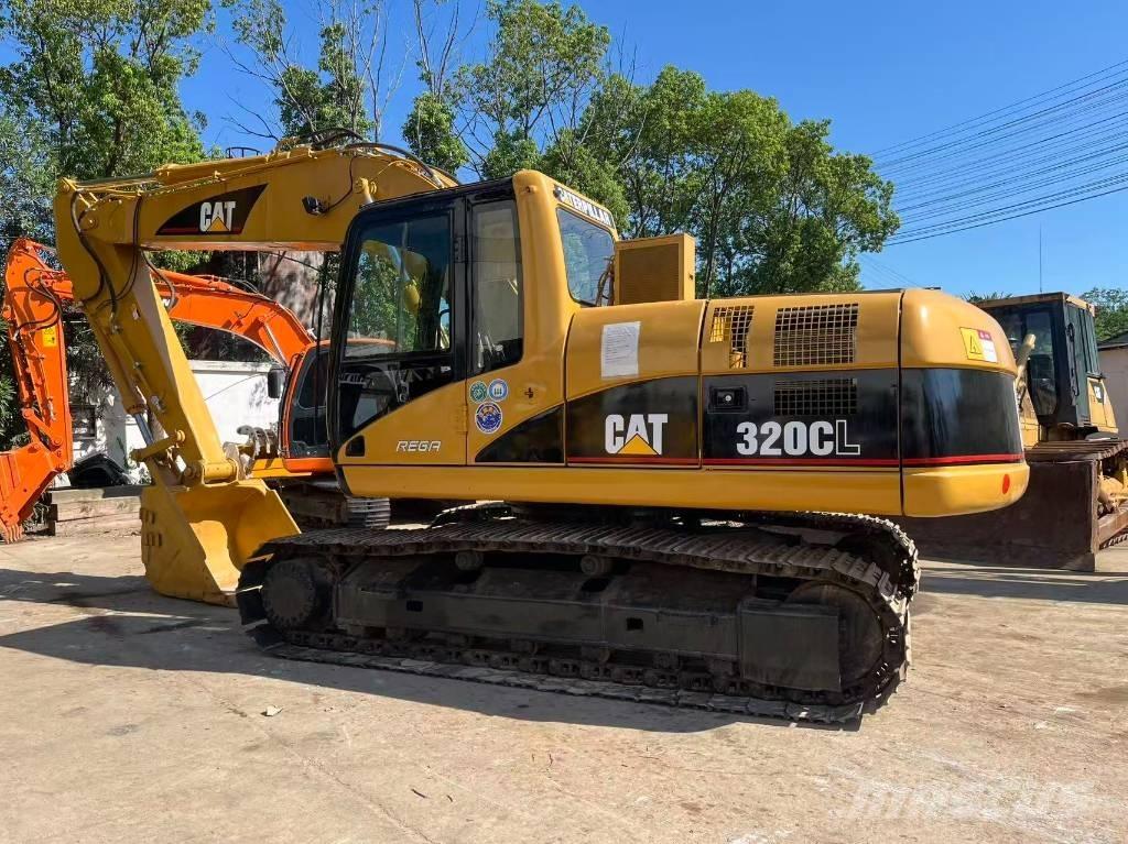 CAT 320 C L Excavatoare pe șenile
