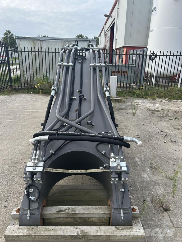 Volvo EC480E Excavator