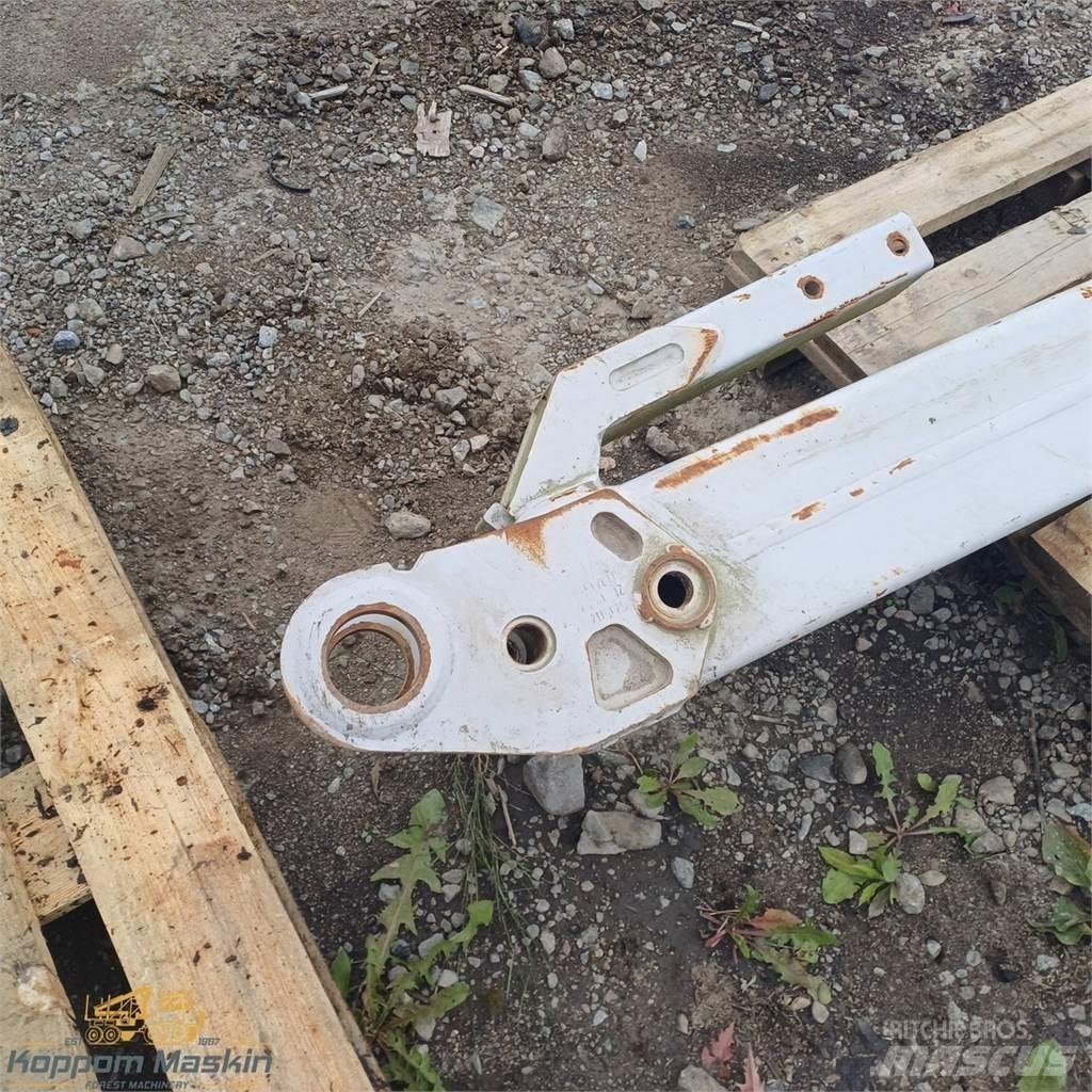 Komatsu 200H Macarale pentru culegatoare