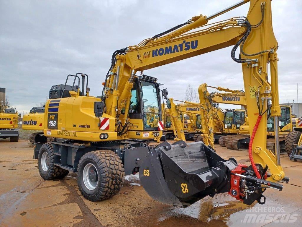 Komatsu PW158-11E0 Excavatoare cu roti