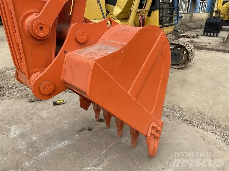 Doosan DX150 Excavatoare pe șenile
