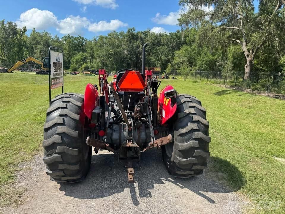 Massey Ferguson 2635 Tractoare