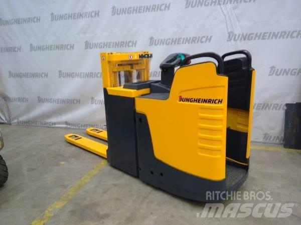 Jungheinrich ERD 220 Transpaleti autopropulsanti